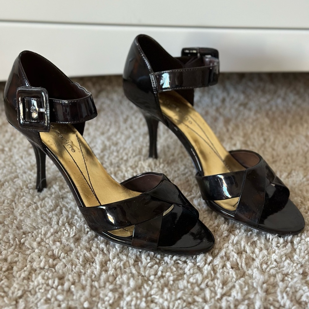 NEW San Marino Heel-Size 8 1/2